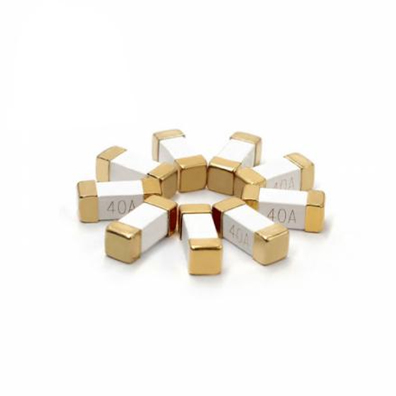4.5*12方頭貼片保險絲 SMD4718
